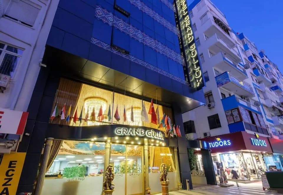 Grand Güllük Hotel
