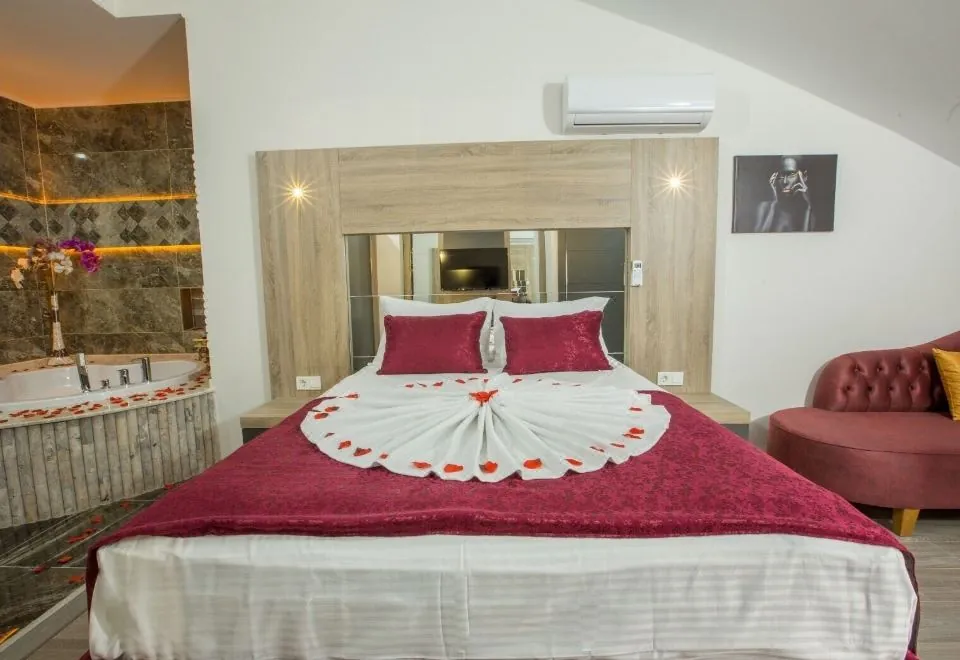 Elanis Suites