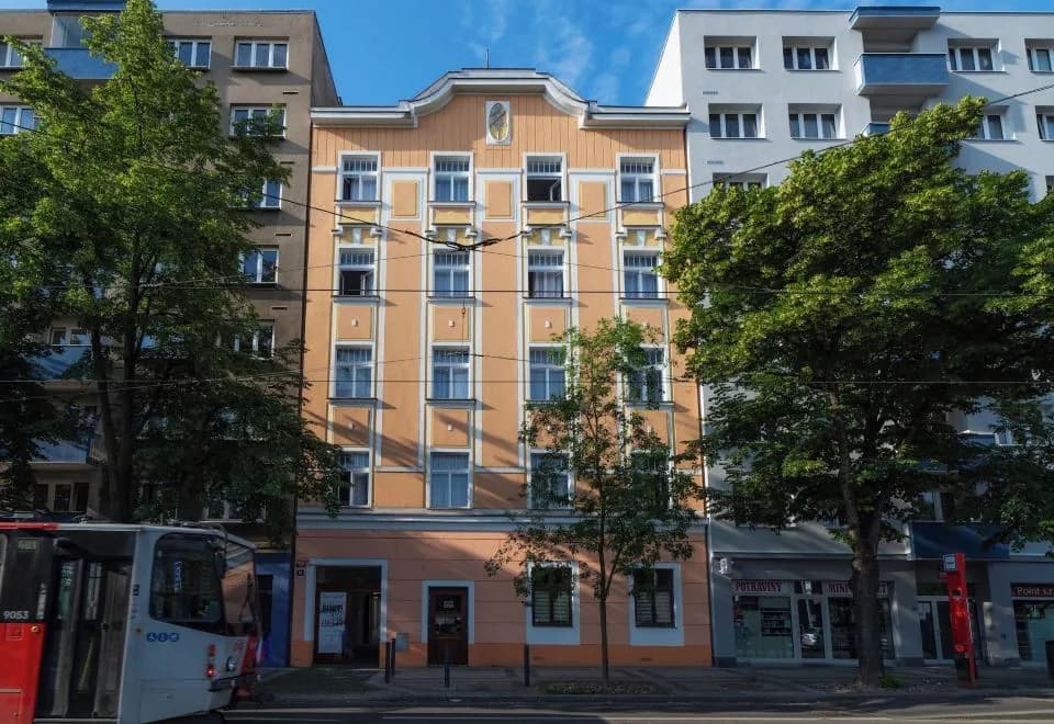 Leon Hotel