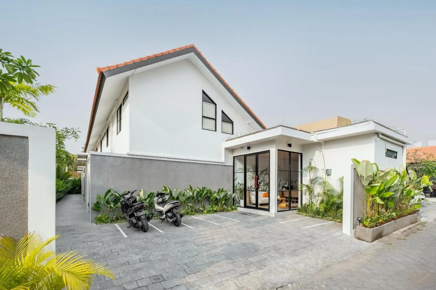 Cove Anantaha Loft & Villa
