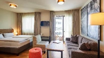 mondrian suites hotel berlin checkpoint charlie