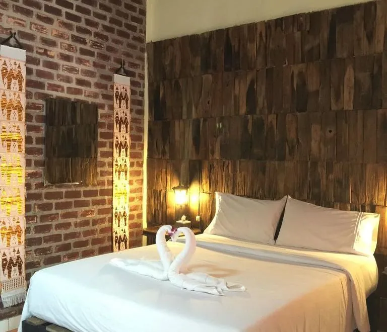 Baan Thai Homestay by BGb Villas