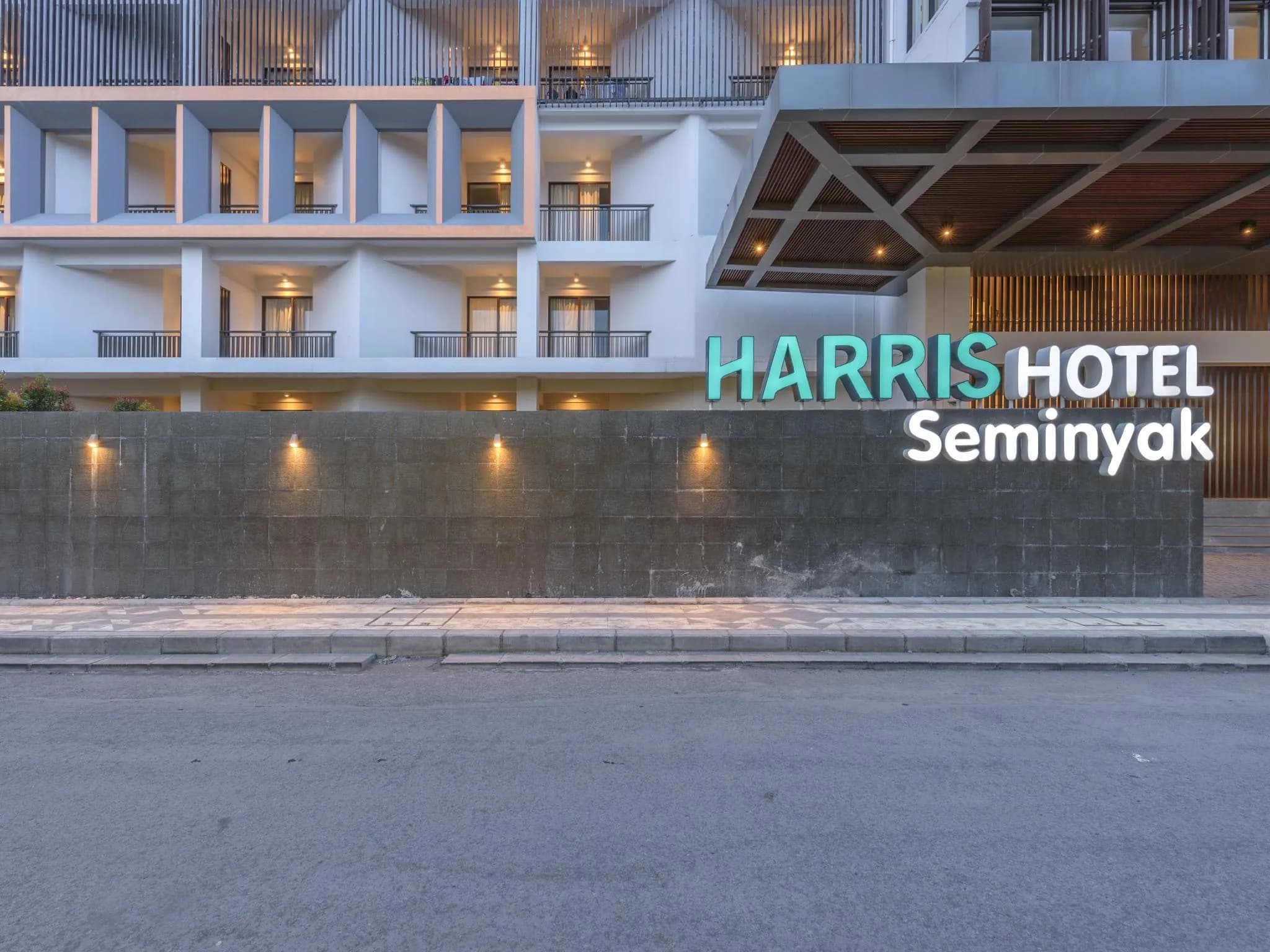Harris Hotel Seminyak