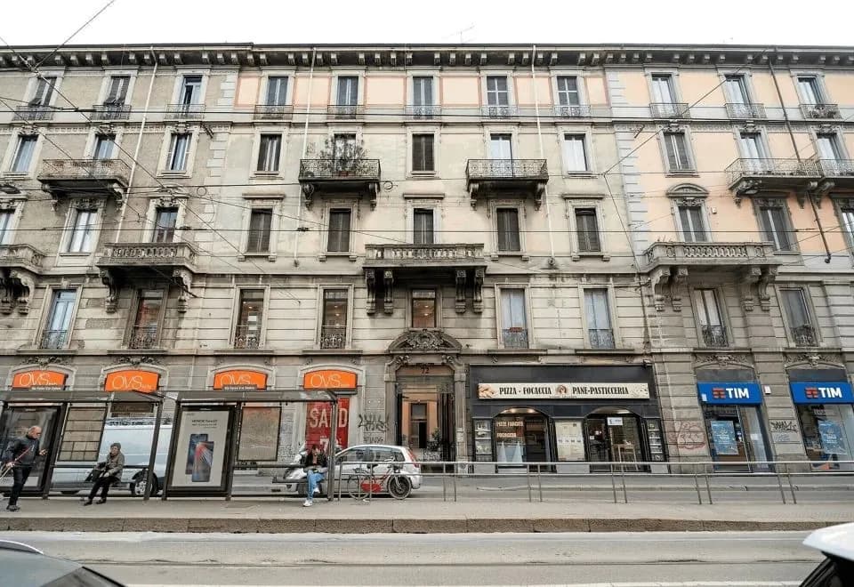 Isola View Renovated Apartment