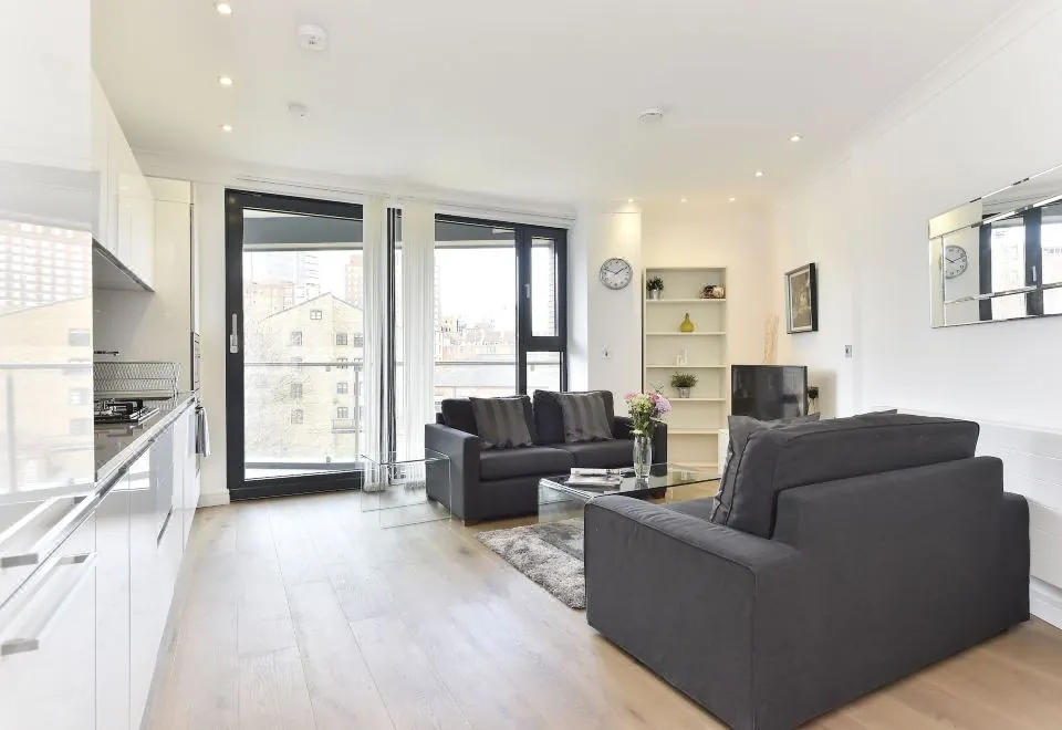 Tower Bridge City Apartments