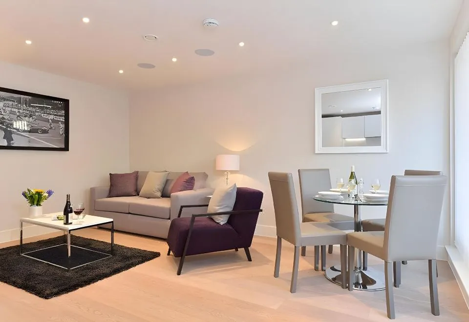 Tower Bridge City Apartments