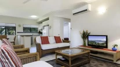 Bay Villas Resort