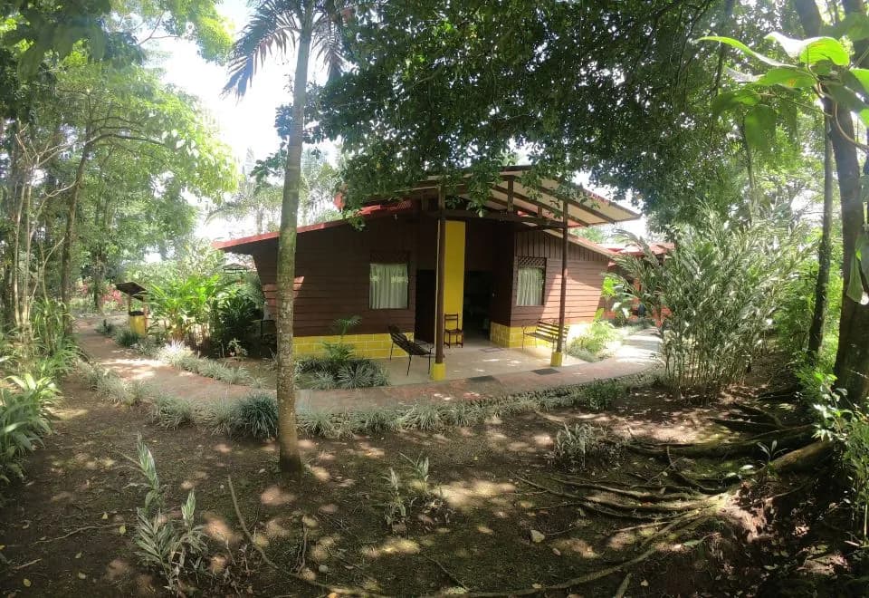 Hotel Faro Arenal