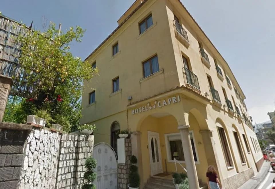 Hotel Capri