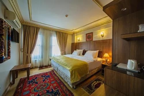 Hippodrome Hotel