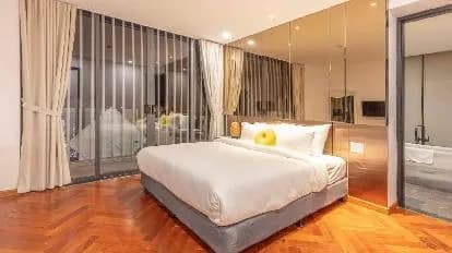 Len＇s Hotel