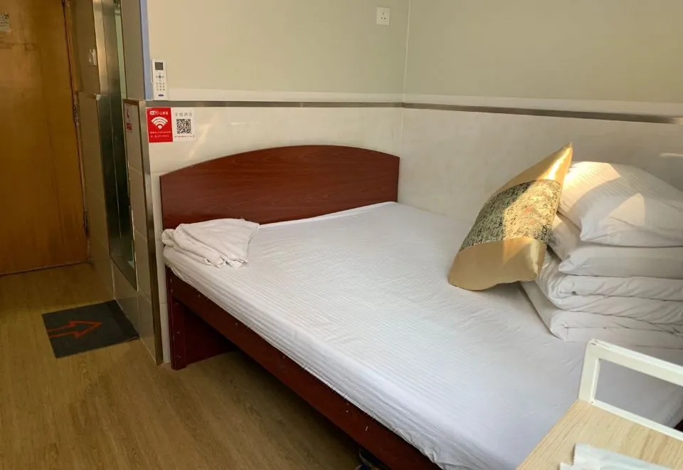 Qian Yue Inn