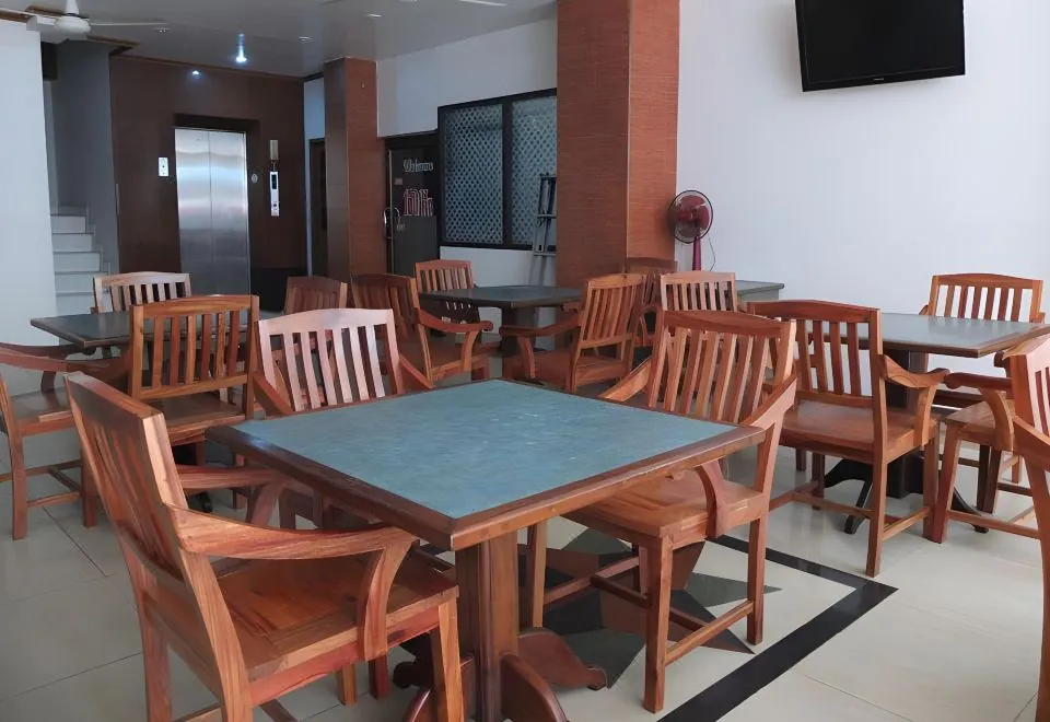 Charlie Place Pattaya