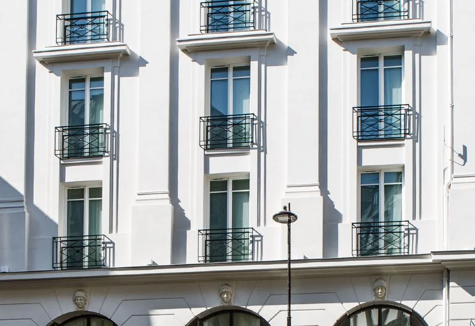 Le Tsuba Hotel Paris