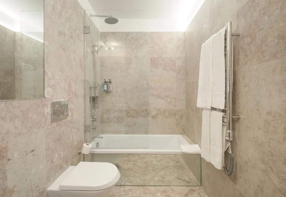 Lisbon Serviced Apartments - Principe Real