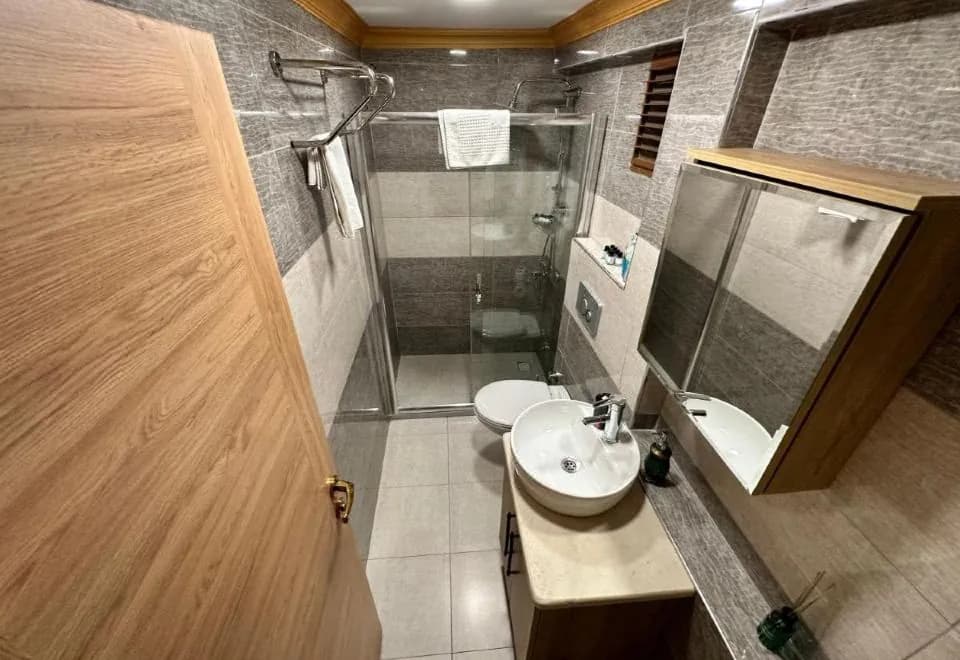 Golden Sail Hotel Old City
