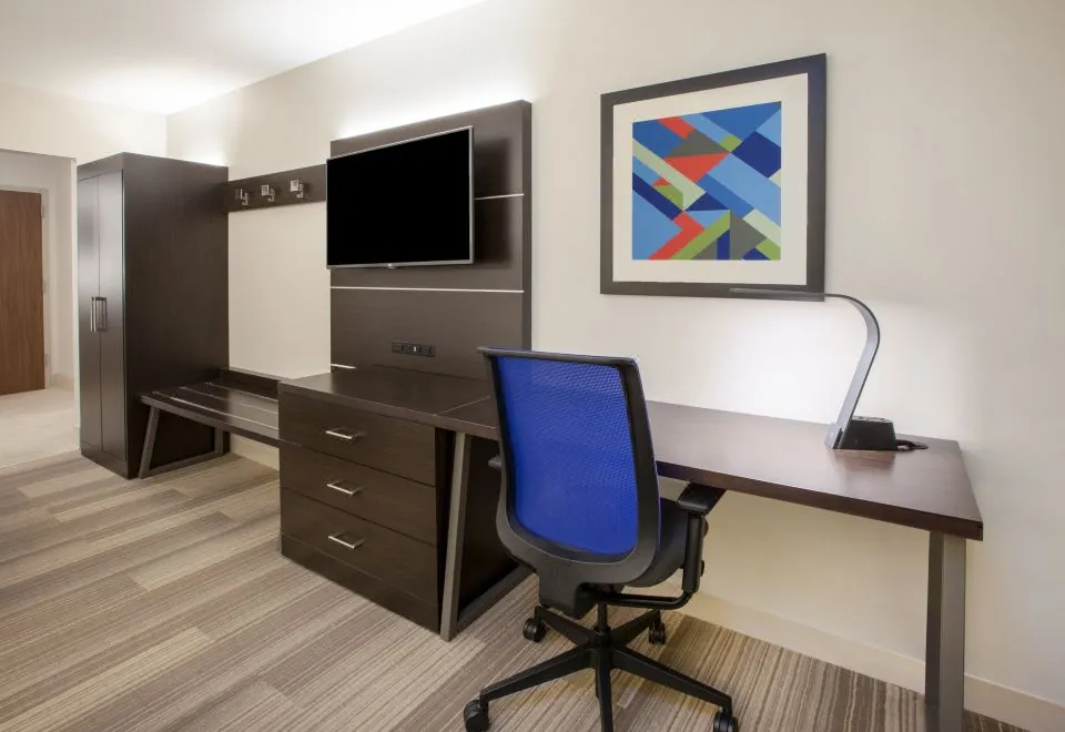 Holiday Inn Express - Brooklyn - Bushwick , an IHG Hotel
