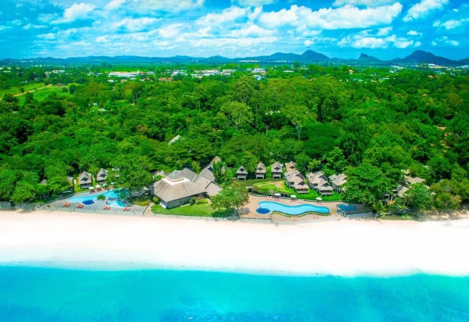 Sunset Park Resort & Spa