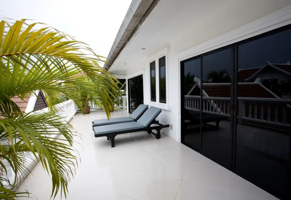 Palm Grove Resort, Pattaya
