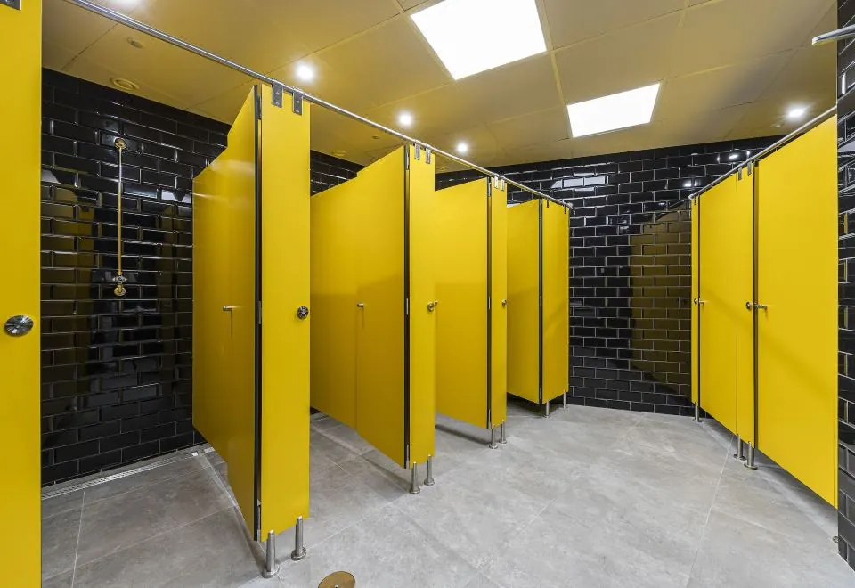 Art Seven Hostel Capsules