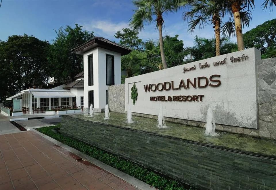 Woodlands Hotel & Resort Pattaya
