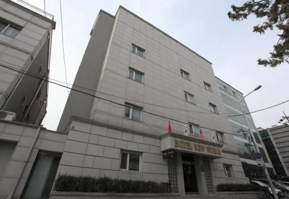 New World Hotel