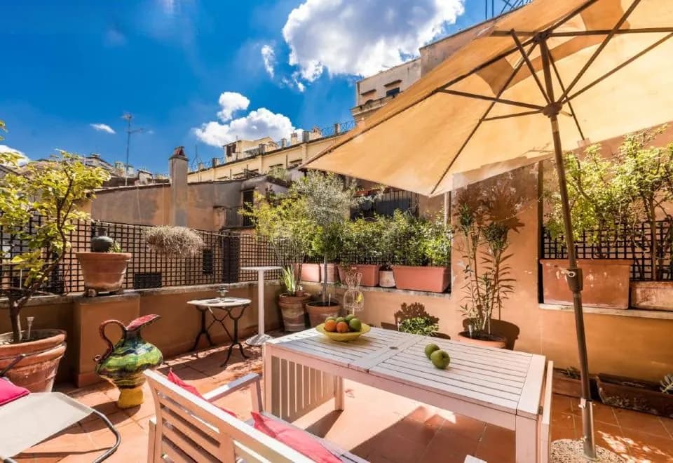 Arco in Pantheon apartments