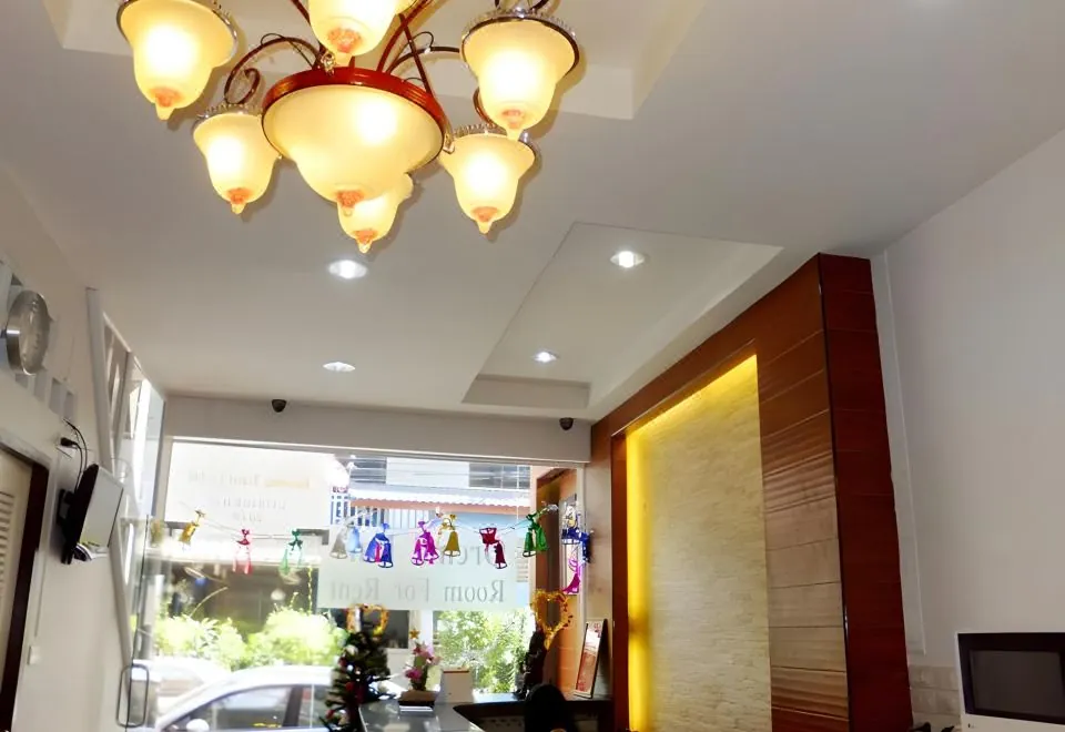 Orchid Inn