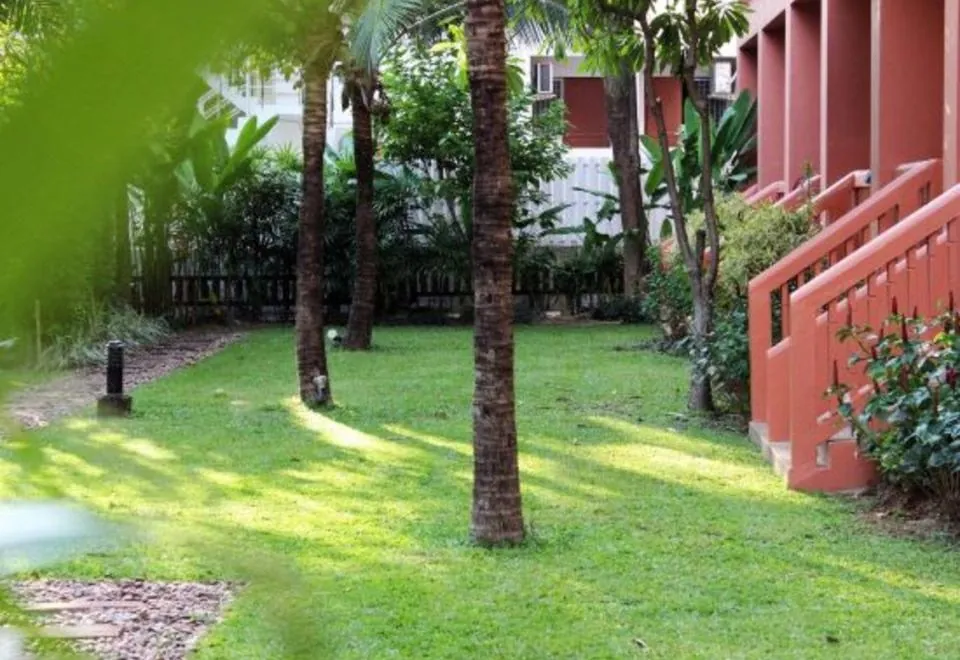 Kata Sea Breeze Resort