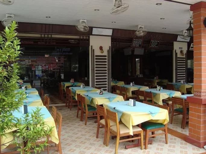 Outdoor Inn Kata Hotel