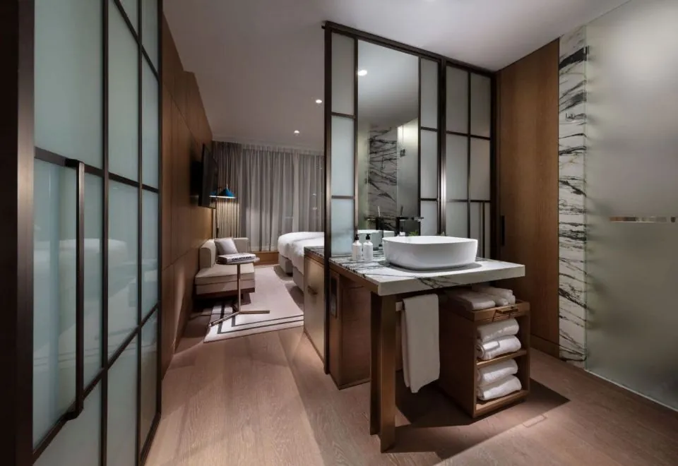 The Hari Hong Kong