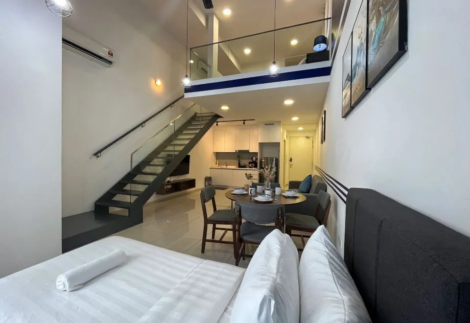 Ekocheras Suite