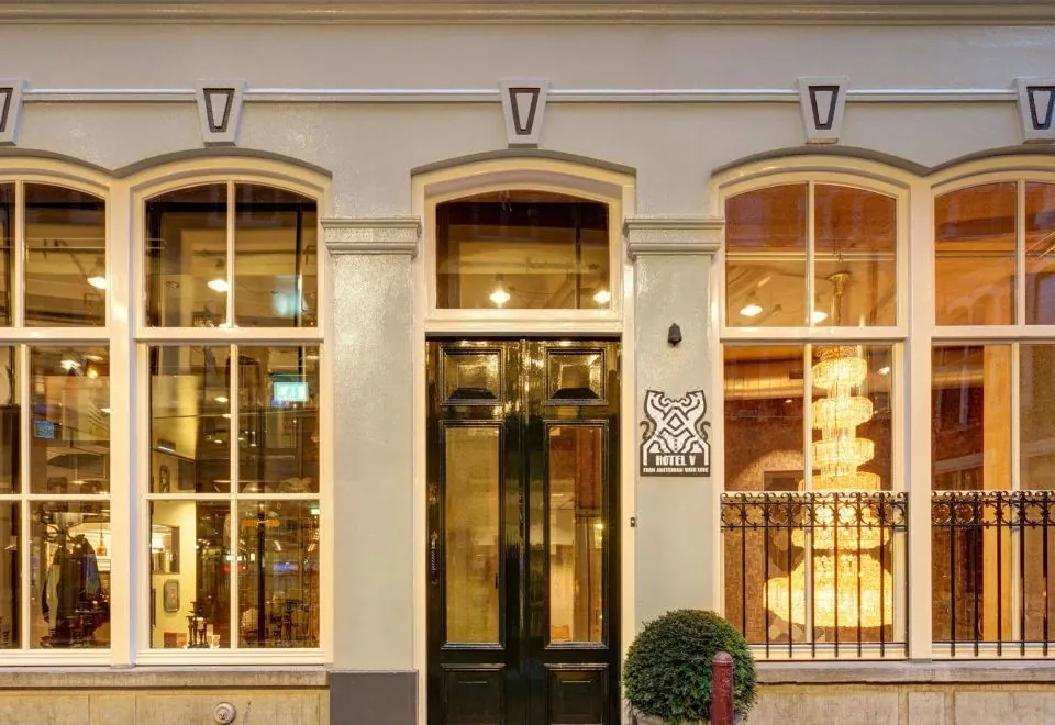 Hotel V Nesplein