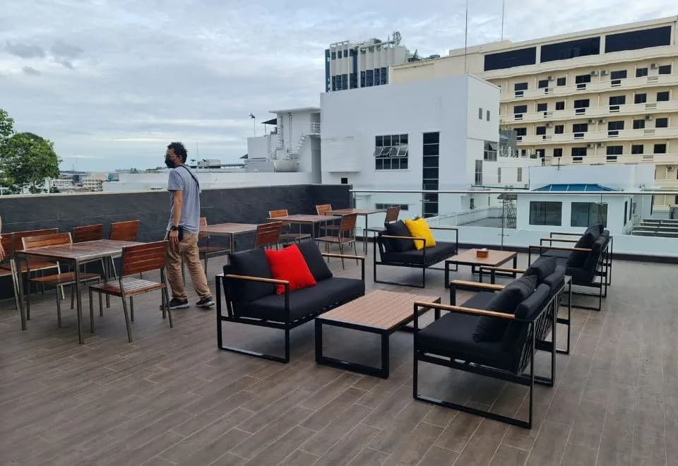 Blackwoods Hotel Pattaya