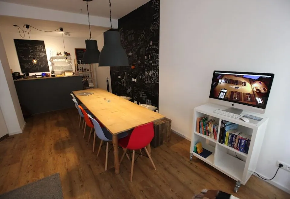 Old Kings Fuessen Design Hostel