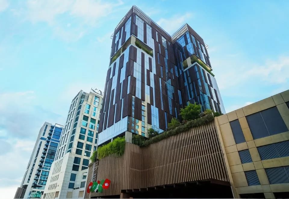 Revier Hotel - Dubai