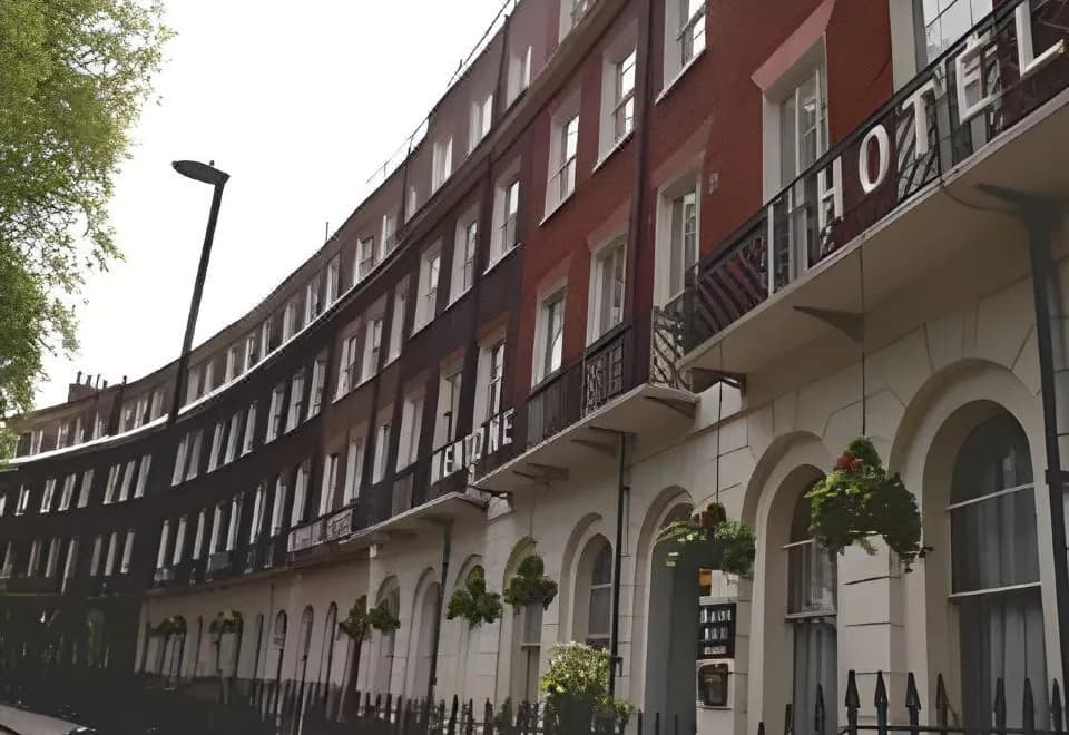 Mentone Hotel - B&B