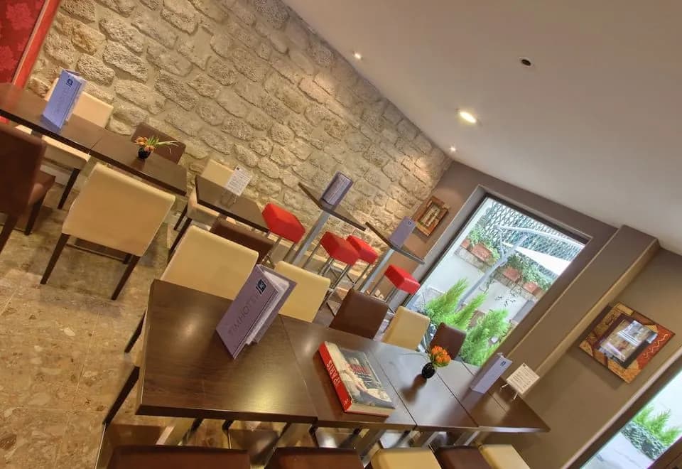 Timhotel Odessa Montparnasse