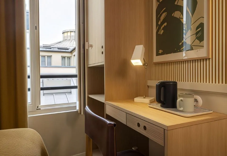 Le Petit Oberkampf Hotel & Spa