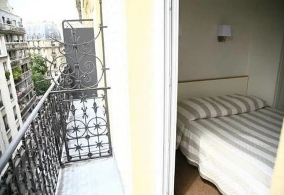 Hotel de Nemours