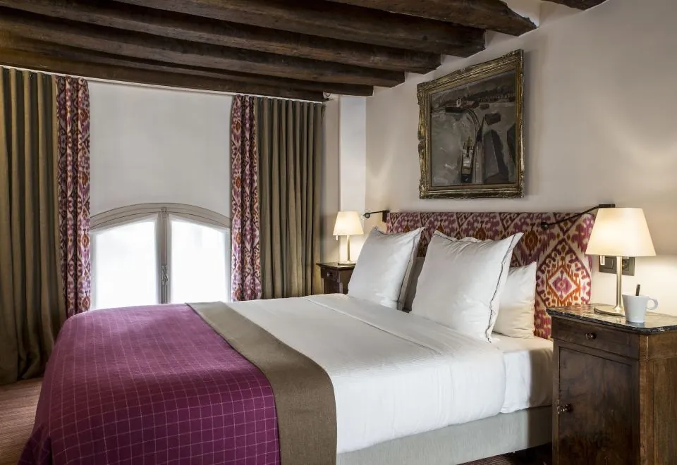 Hôtel des Saints Pères - Esprit de France