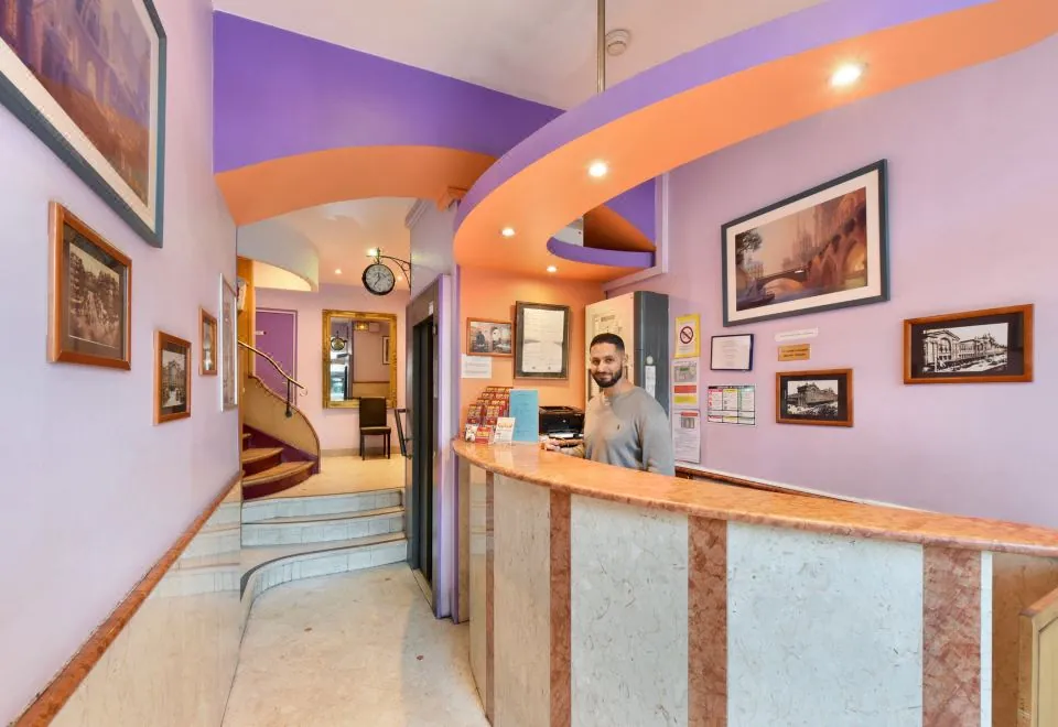 Hotel Richmond Gare du Nord