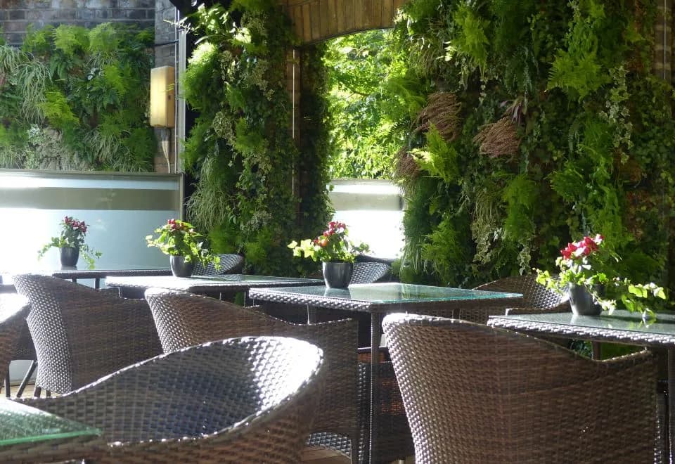 The Montague on The Gardens