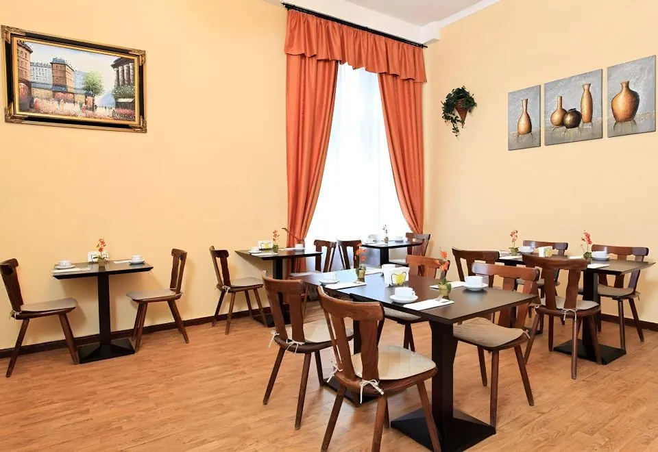 Hotel-Pension Cortina
