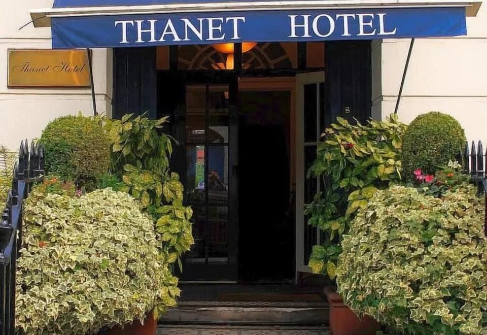 Lonsdale Hotel