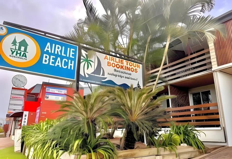 Airlie Beach YHA