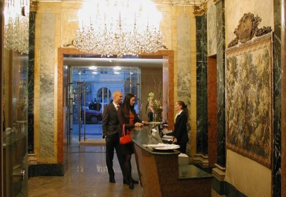 Hotel Ambassador