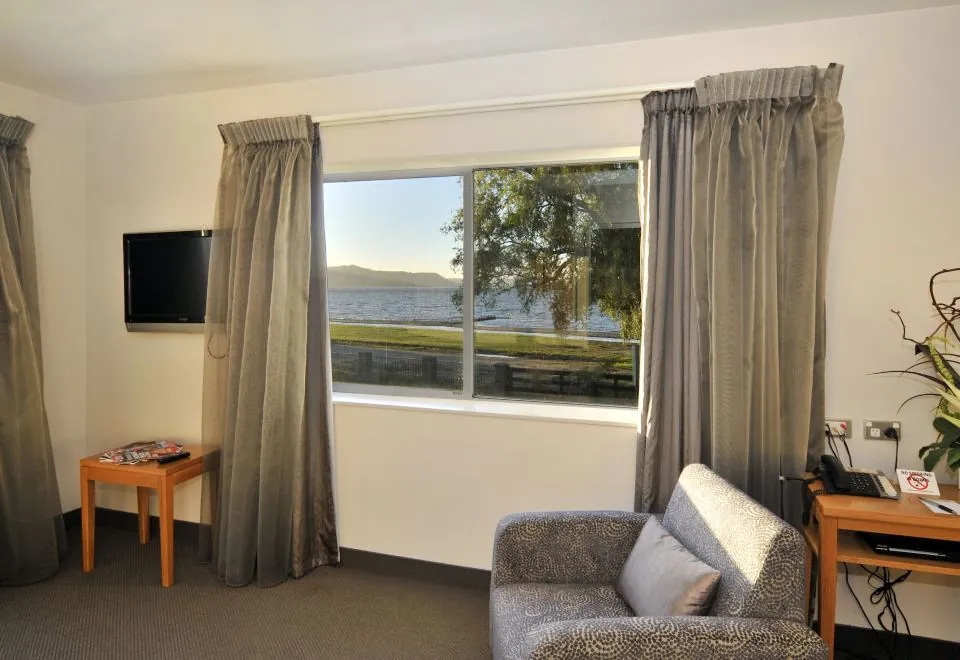 Wai Ora Lakeside Spa Resort