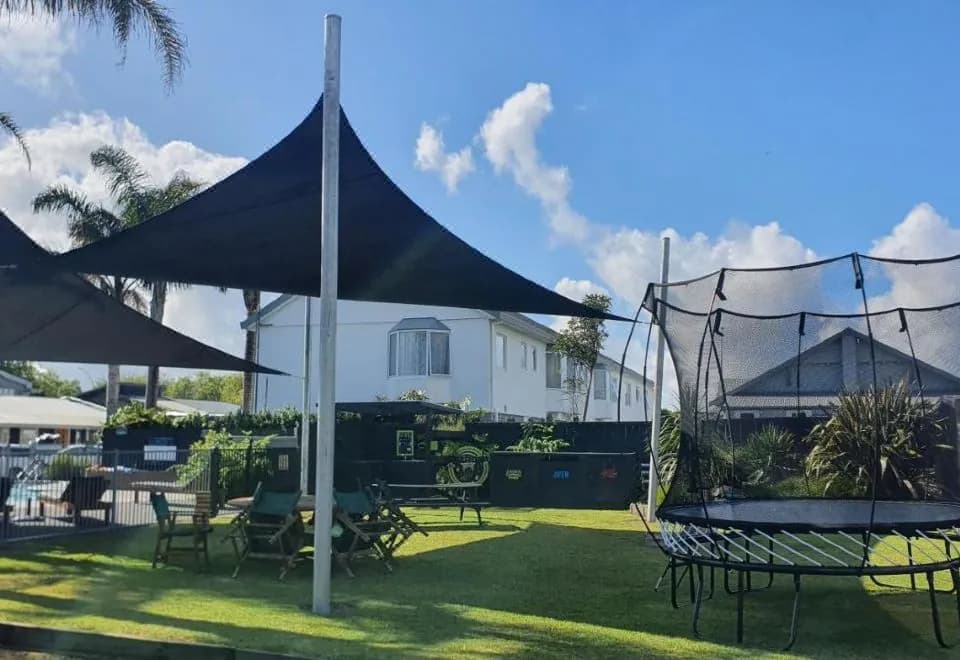 Aura Accommodation