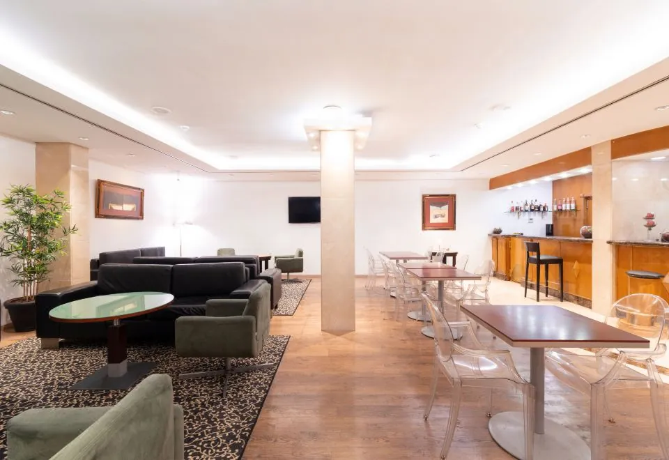 SANA Reno Hotel